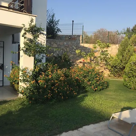 Διαμέρισμα Garden Flat *